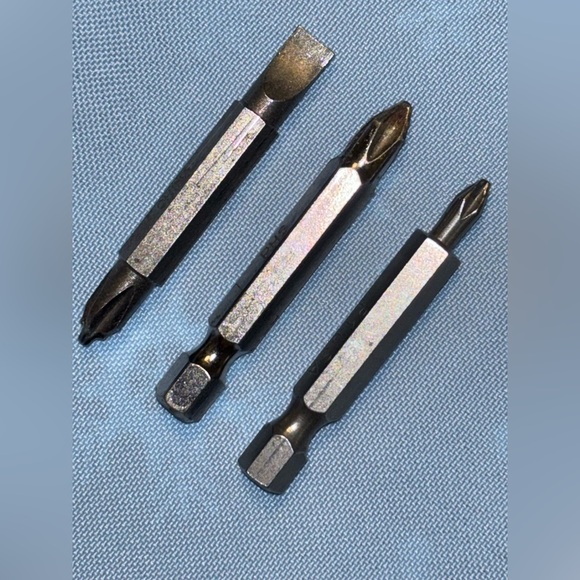 APEX POWER SCREWDRIVER, SET of 6” SCREWDRIVER BITS, + 3 ADD’L SCREWDRIVER BITS… - Picture 4 of 4